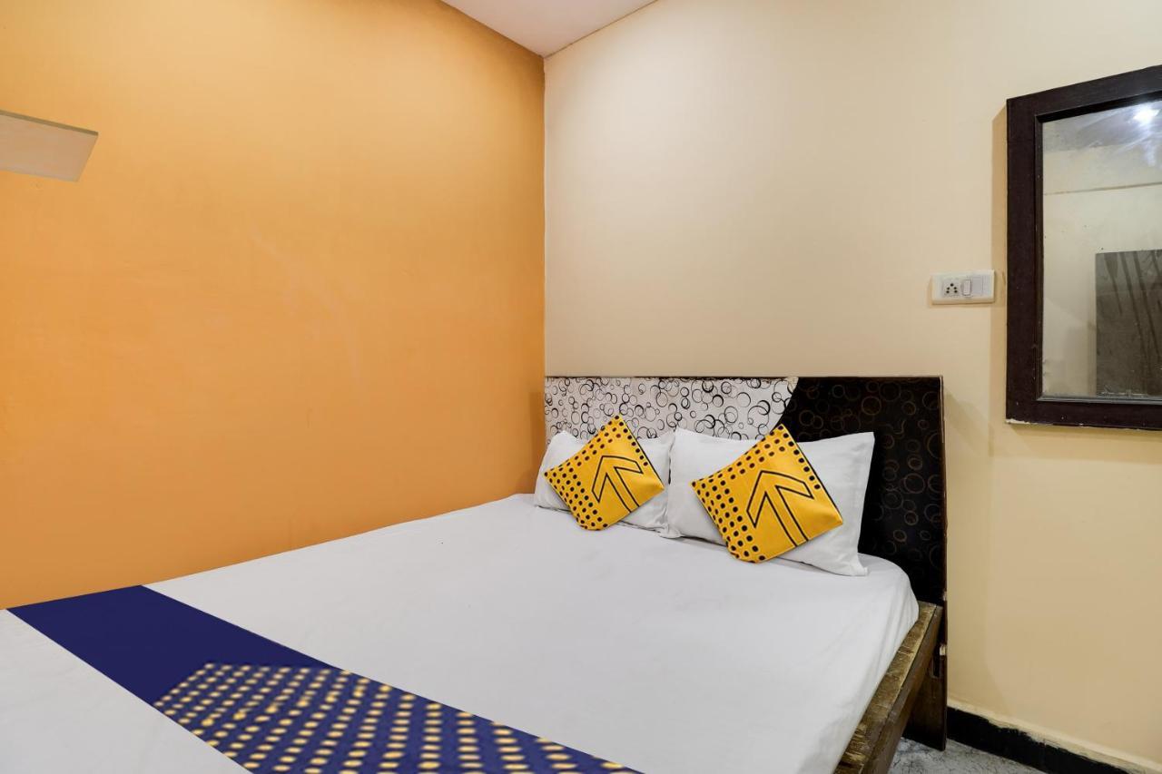 Spot On Hotel Sai Ashirwad Residency Haïdarabad Extérieur photo