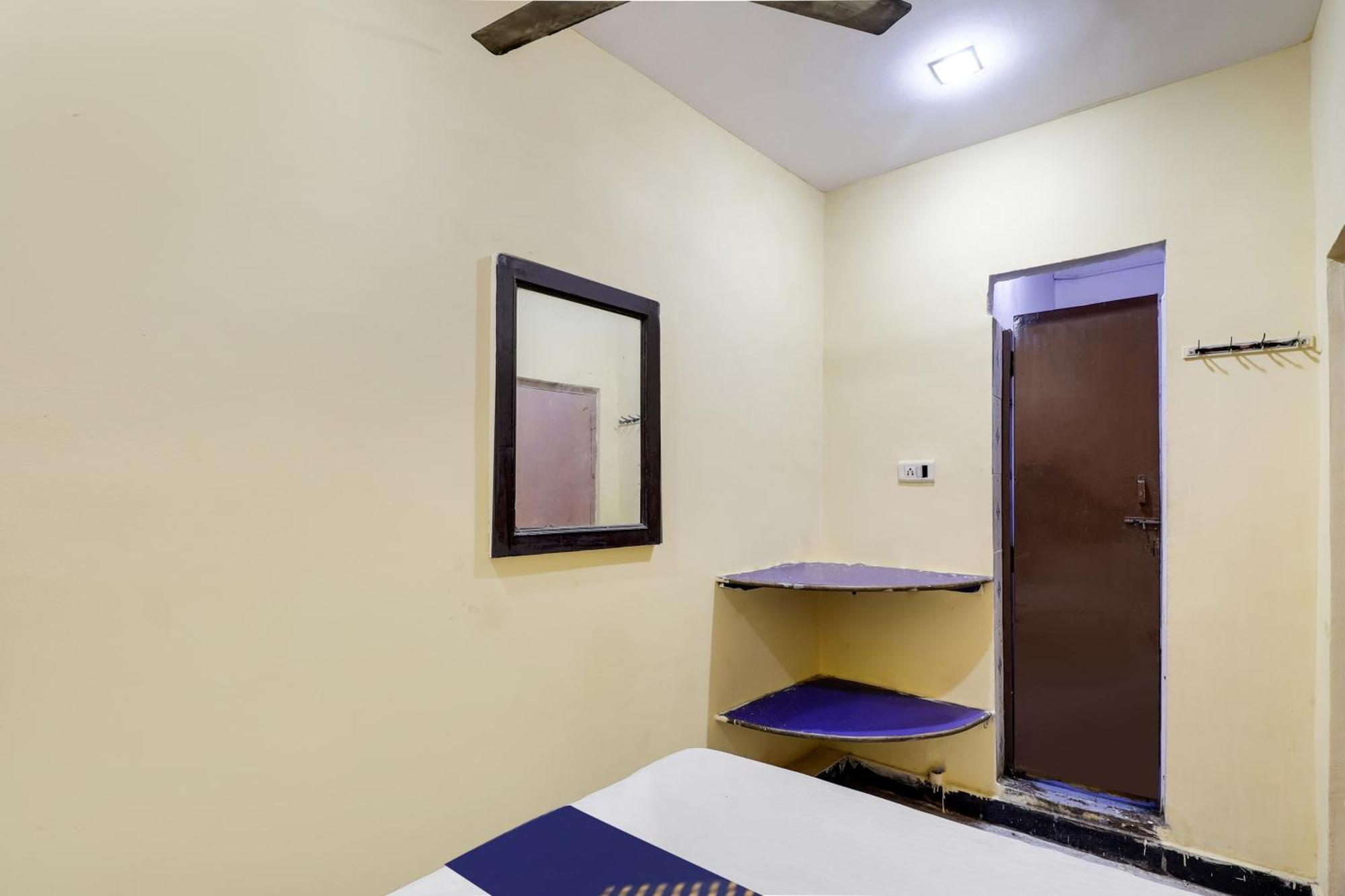 Spot On Hotel Sai Ashirwad Residency Haïdarabad Extérieur photo