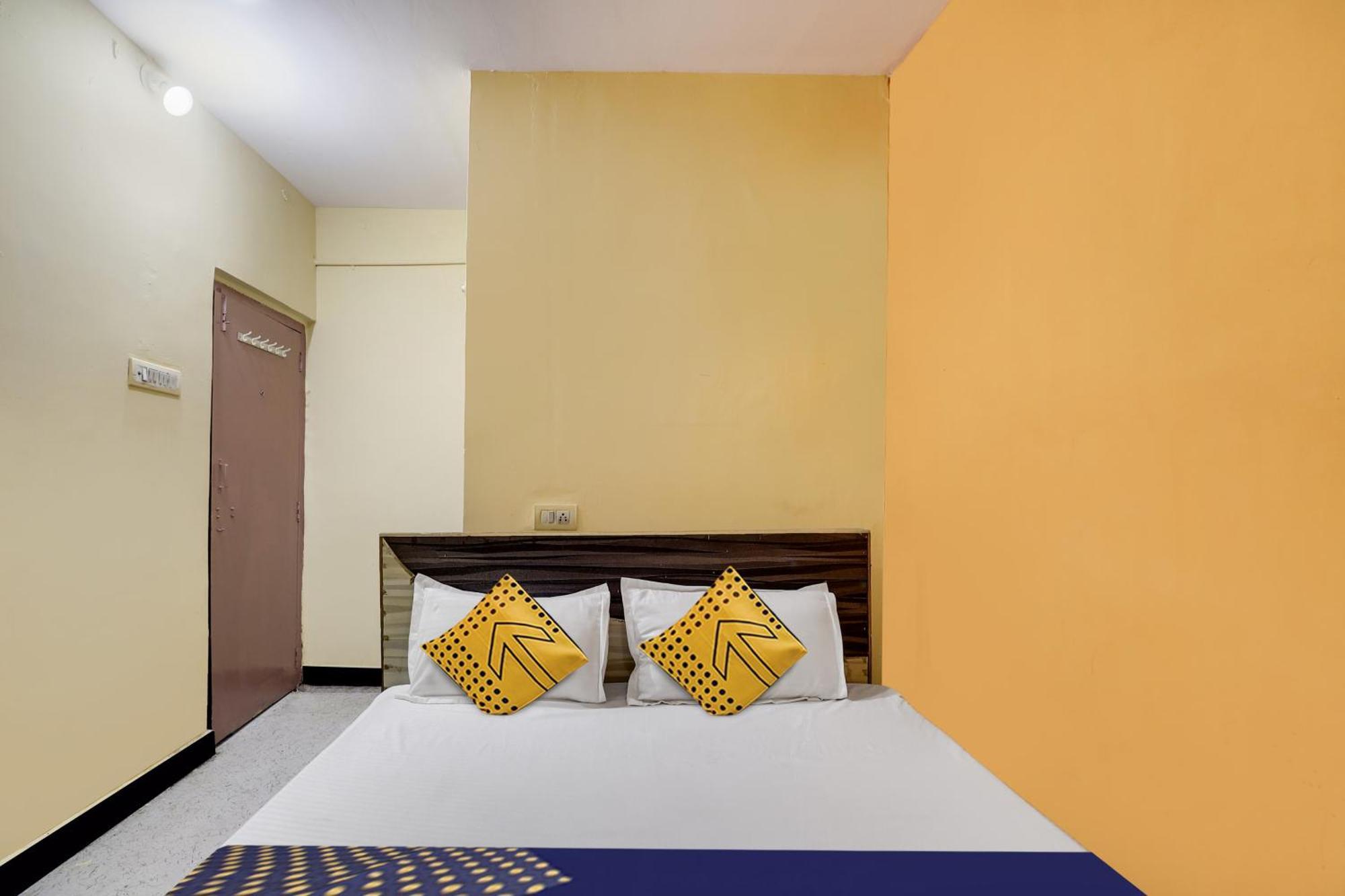 Spot On Hotel Sai Ashirwad Residency Haïdarabad Extérieur photo