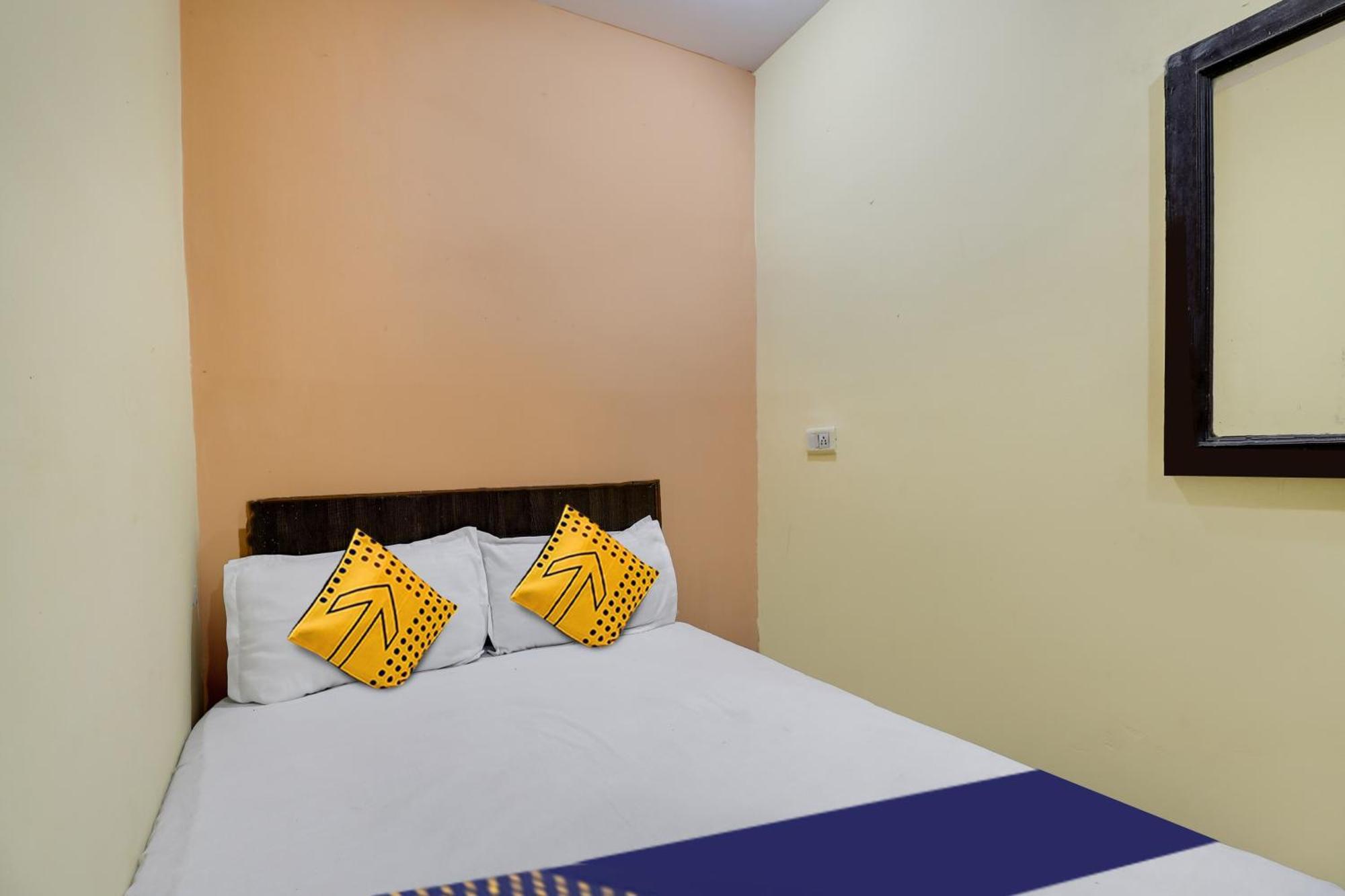 Spot On Hotel Sai Ashirwad Residency Haïdarabad Extérieur photo